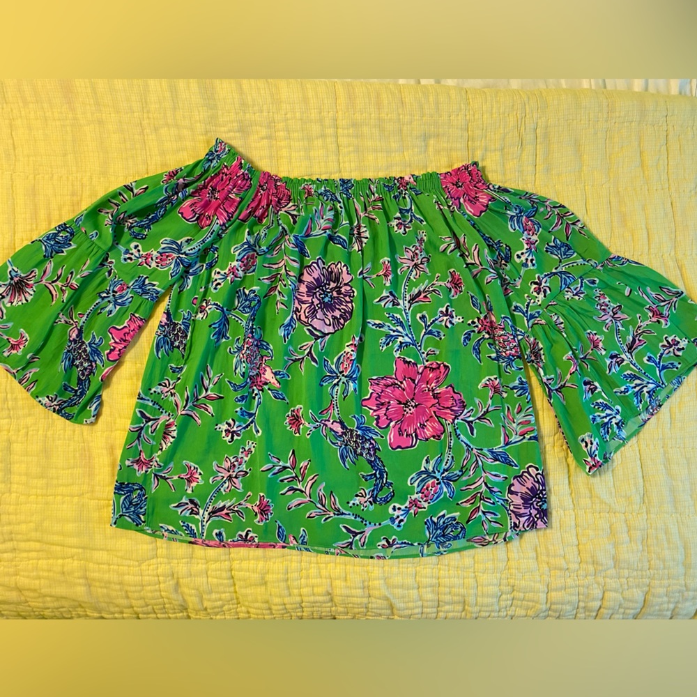 Lilly Pulitzer Neve Top size M NWT